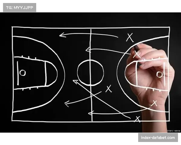 欧冠篮球防守策略的演变与趋势分析
