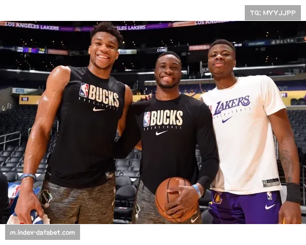 扬尼斯·阿德托昆博最终留守雄鹿 东部争冠格局保持相对稳定性